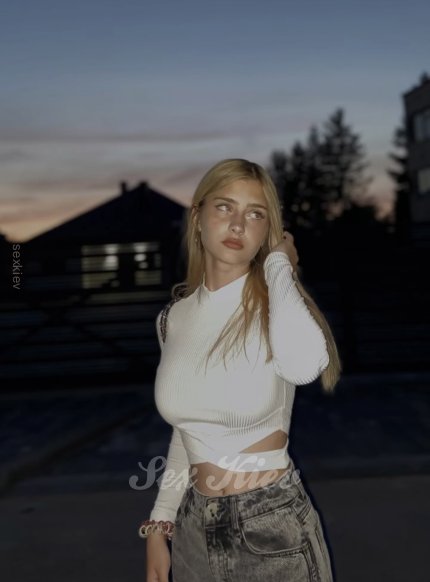 Проститутка Киева Диана, с 2 размером сисек - большое фото
