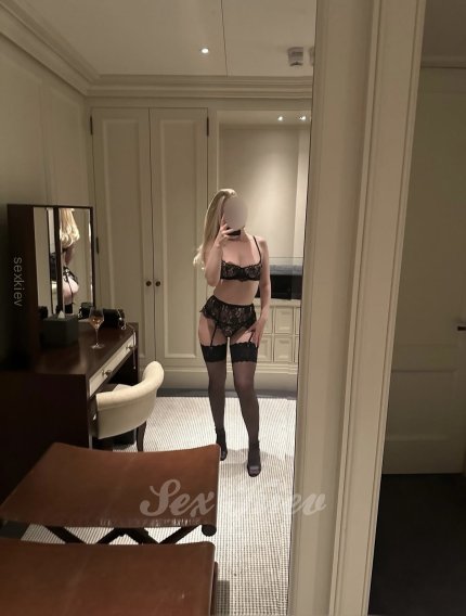 Повія Києва Ксенія, з 2 розміром - велике фото