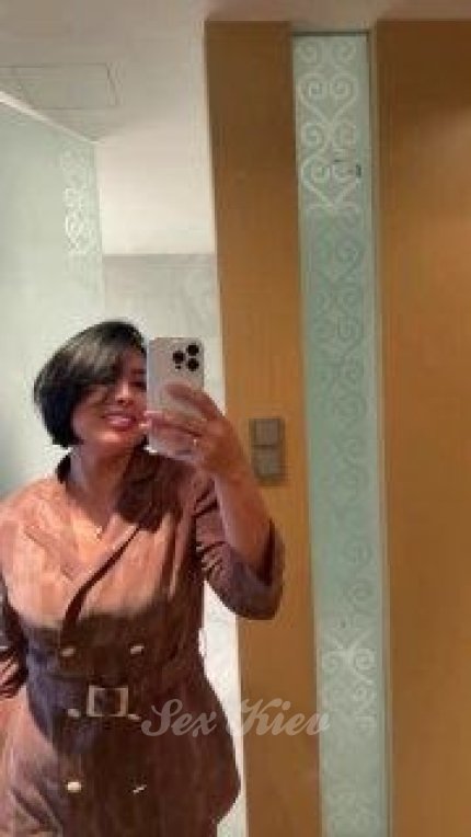 Проститутка Киева ЛИЯ, такие шлюхи тут за 2500 грн - большое фото