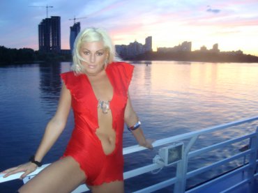 Проститутка Киева Лиля, с 2 размером сисек - большое фото