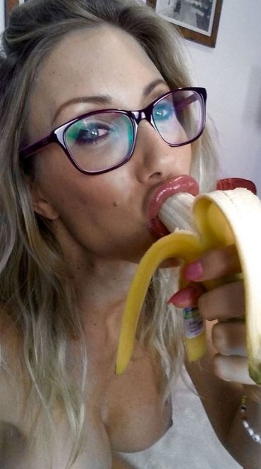 Проститутка Киева Маша-БЕЗ ПОДРУГ, набрать по телефону 0**7190104 - большое фото