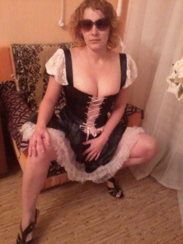 Проститутка Киева Анюта, с 2 размером сисек - большое фото