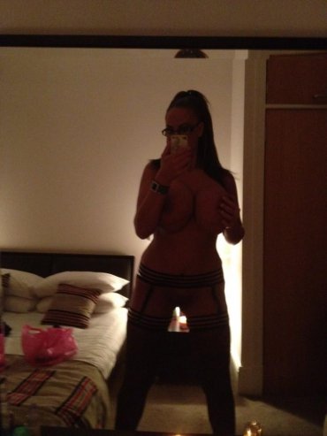 Проститутка Киева ЭММА(приватные фотo), индивидуалка обслуживает у метро Крещатик - большое фото